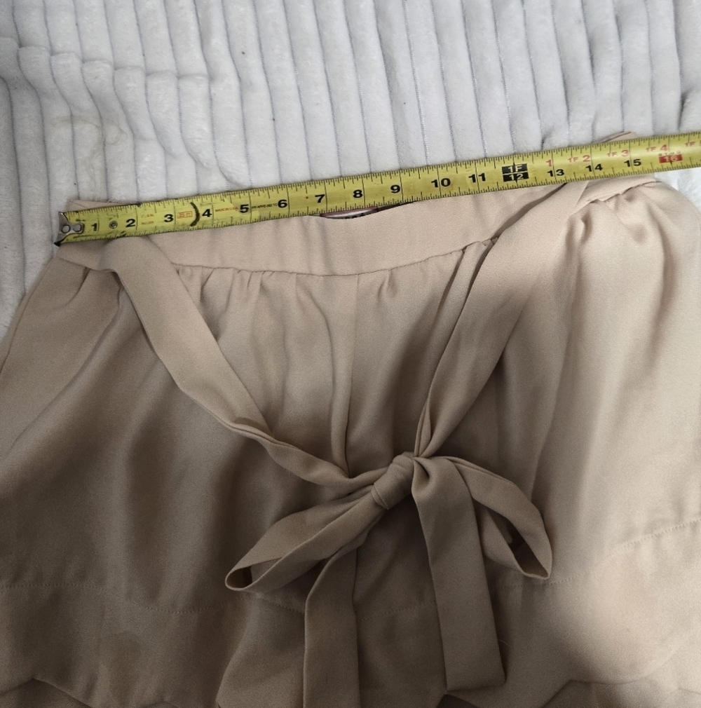 Andree By Unit Ruffle Shorts Belted Sz Large - Picture 7 of 7